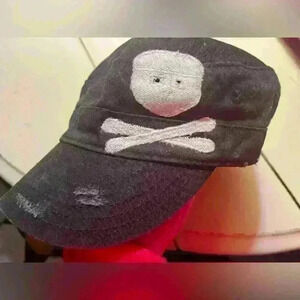 CUSTOM SKULL & CROSSBONES BLACK HAT - ONE SIZE